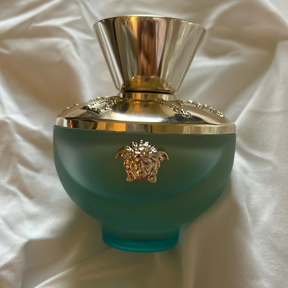 Versace perfume